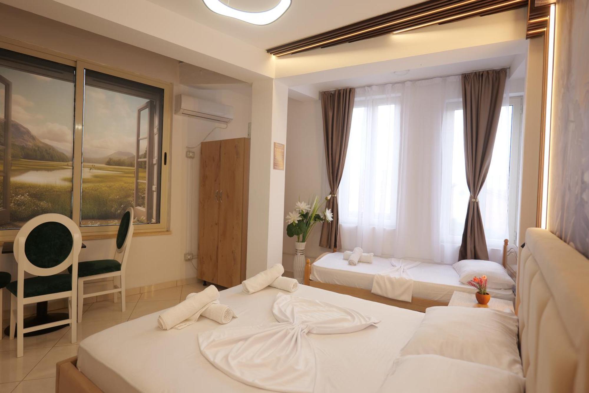 Golden Sleep Hostel Shkodër Екстериор снимка