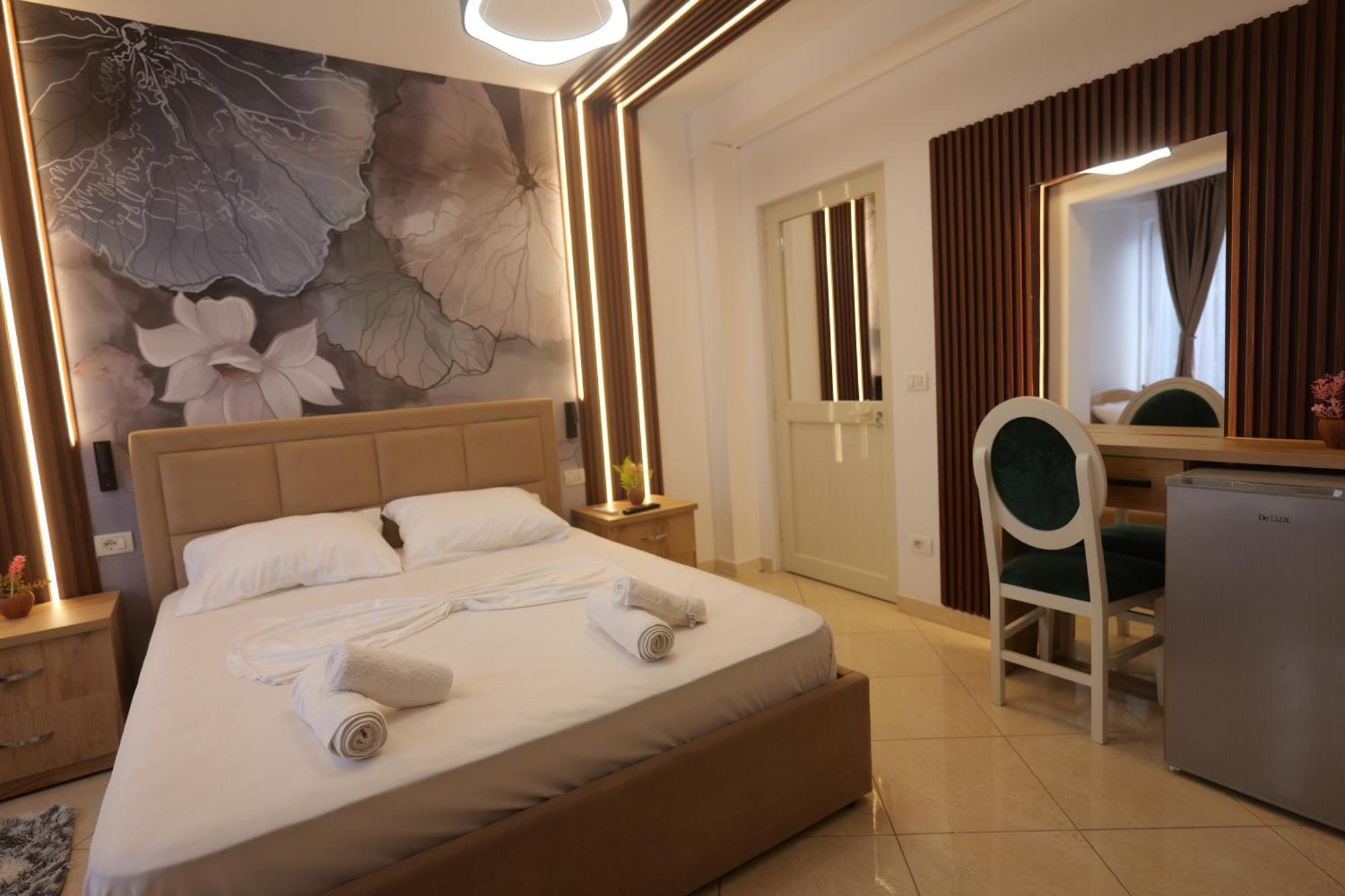 Golden Sleep Hostel Shkodër Екстериор снимка