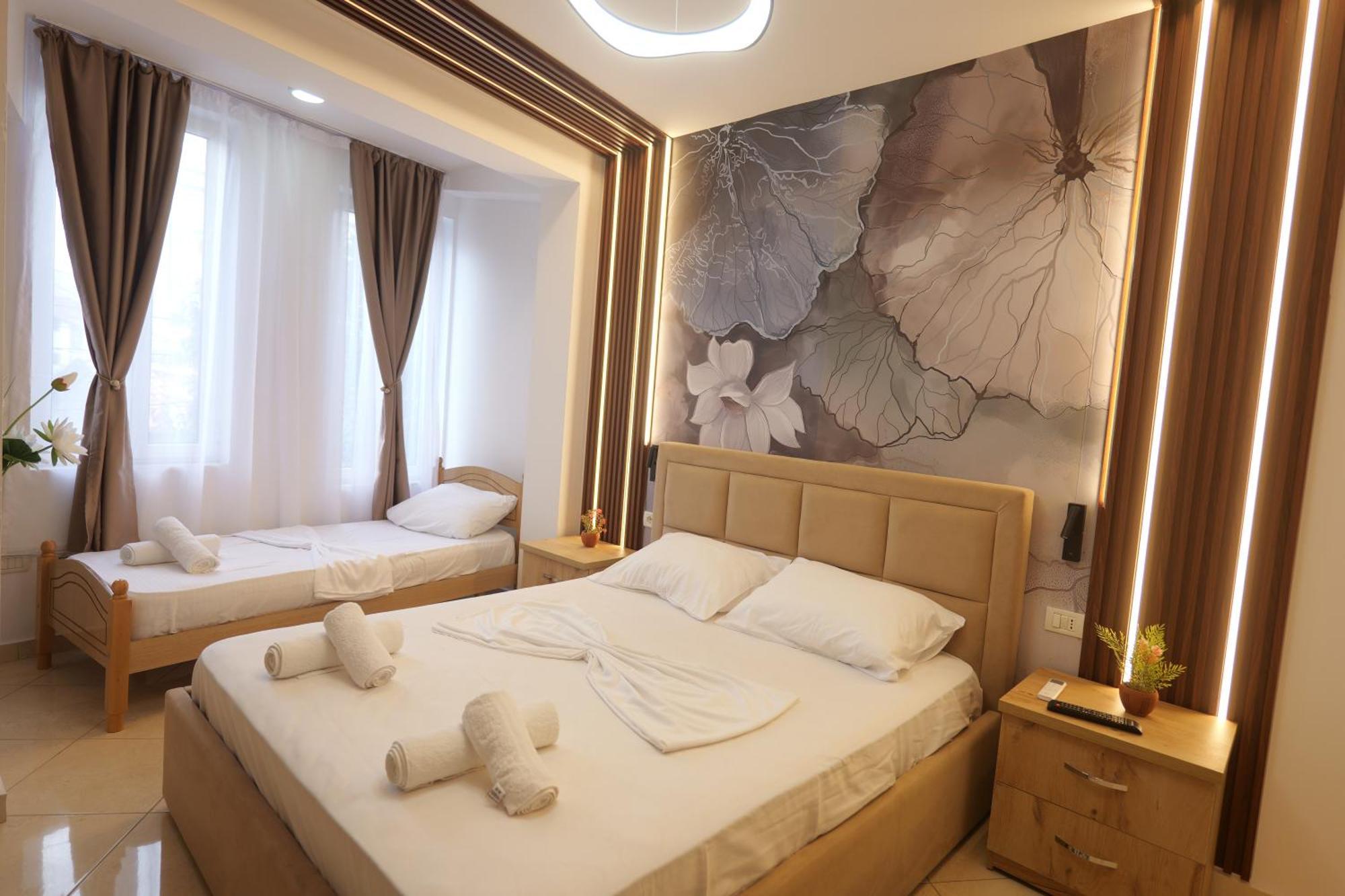 Golden Sleep Hostel Shkodër Екстериор снимка