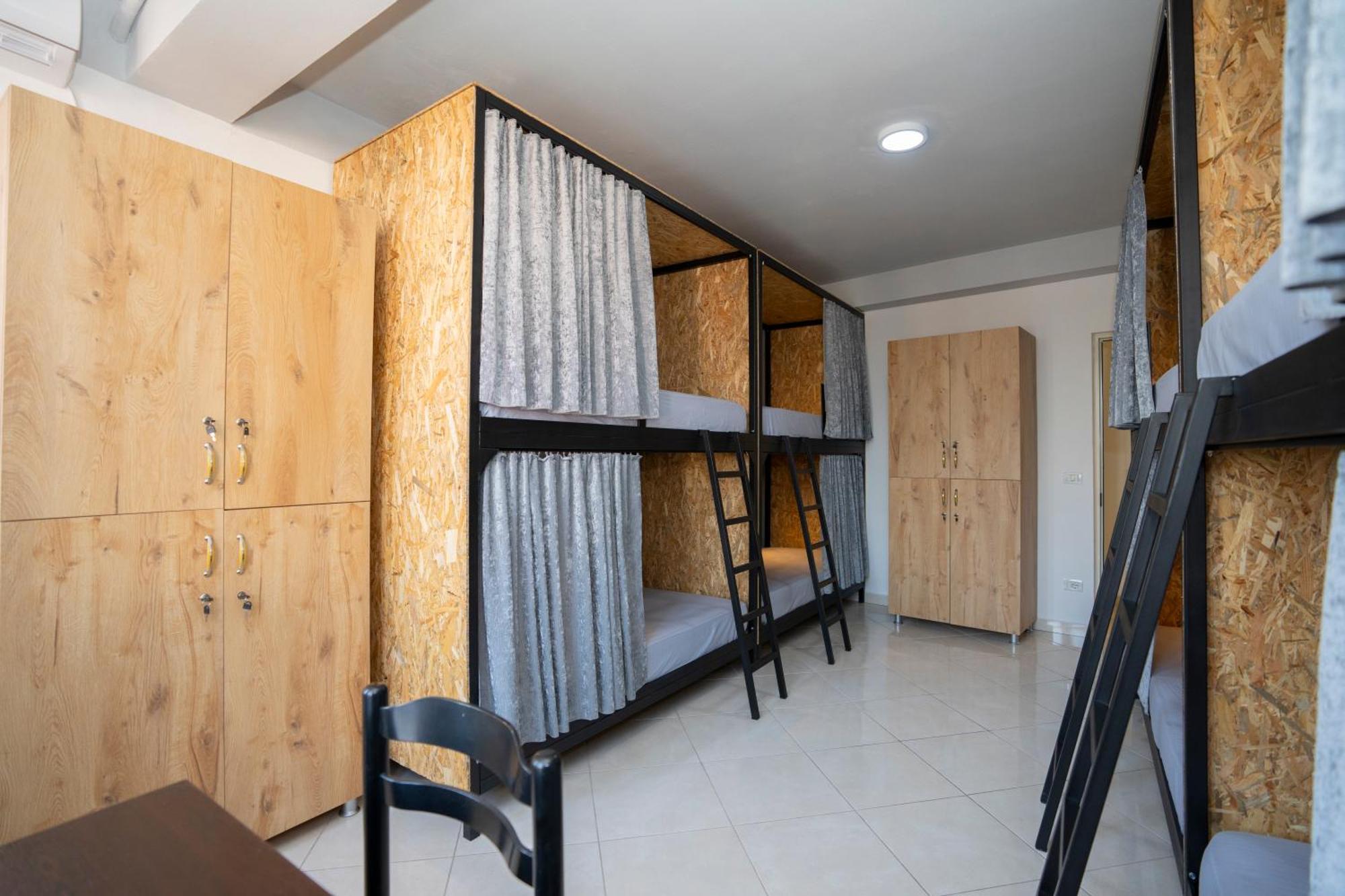 Golden Sleep Hostel Shkodër Екстериор снимка