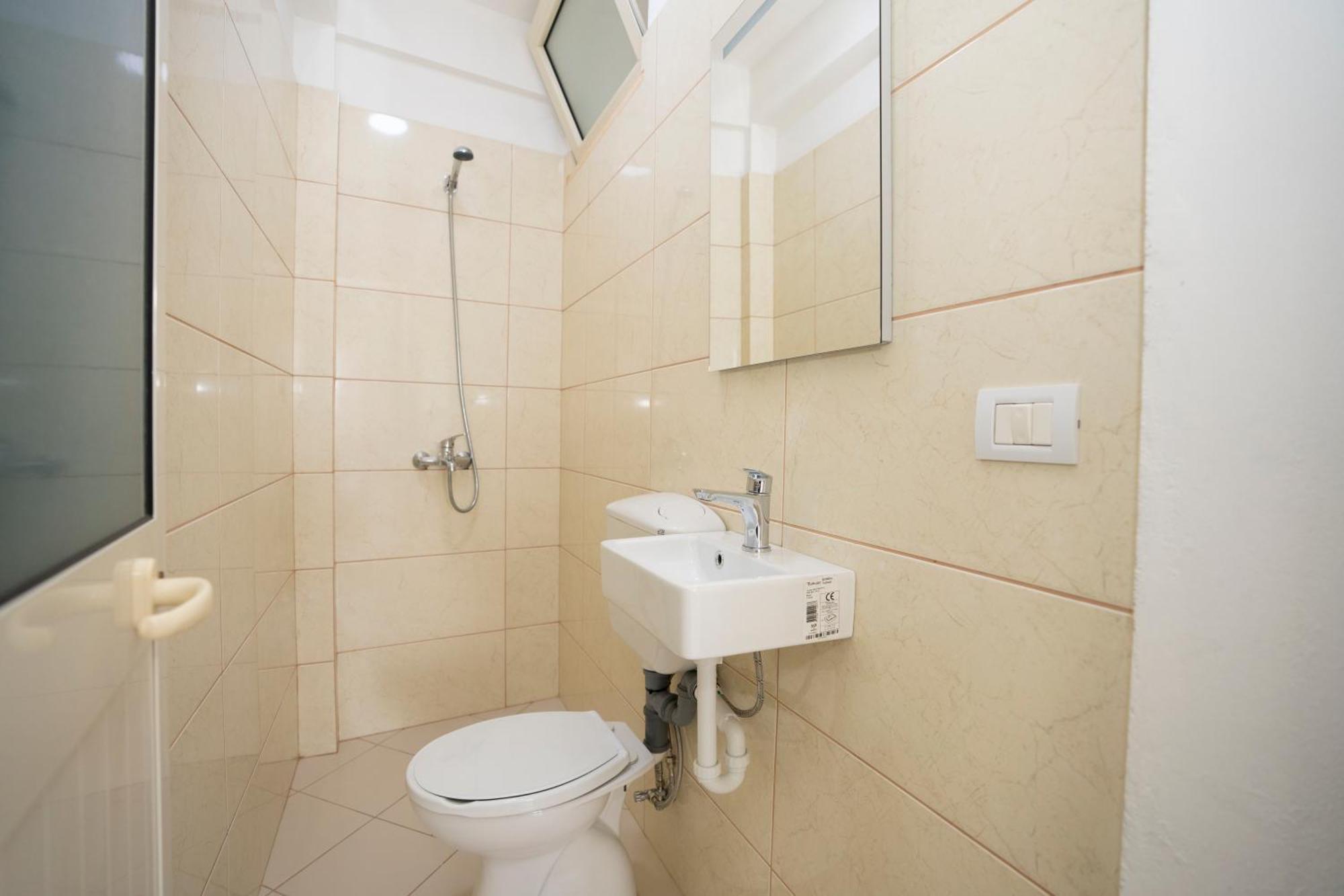 Golden Sleep Hostel Shkodër Екстериор снимка