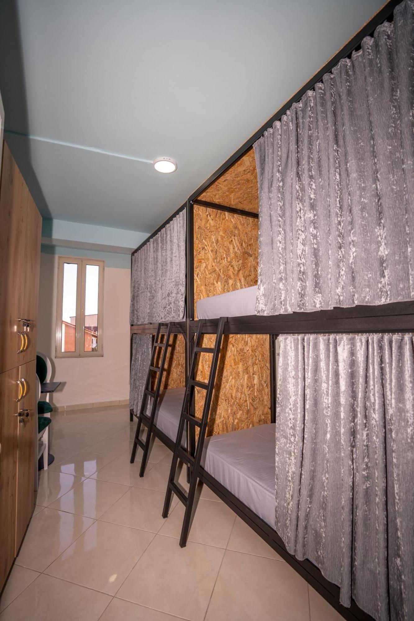 Golden Sleep Hostel Shkodër Екстериор снимка