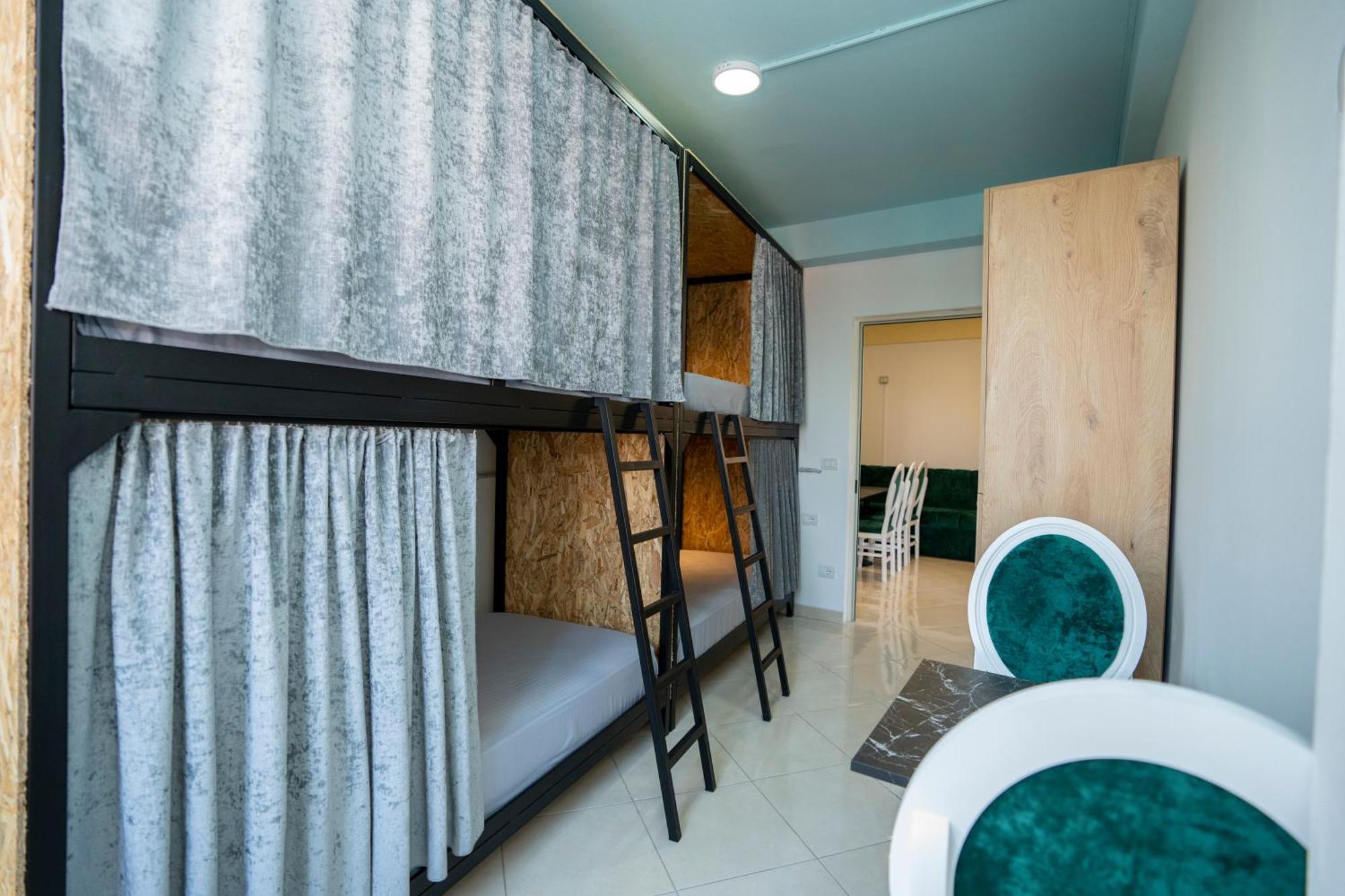 Golden Sleep Hostel Shkodër Екстериор снимка