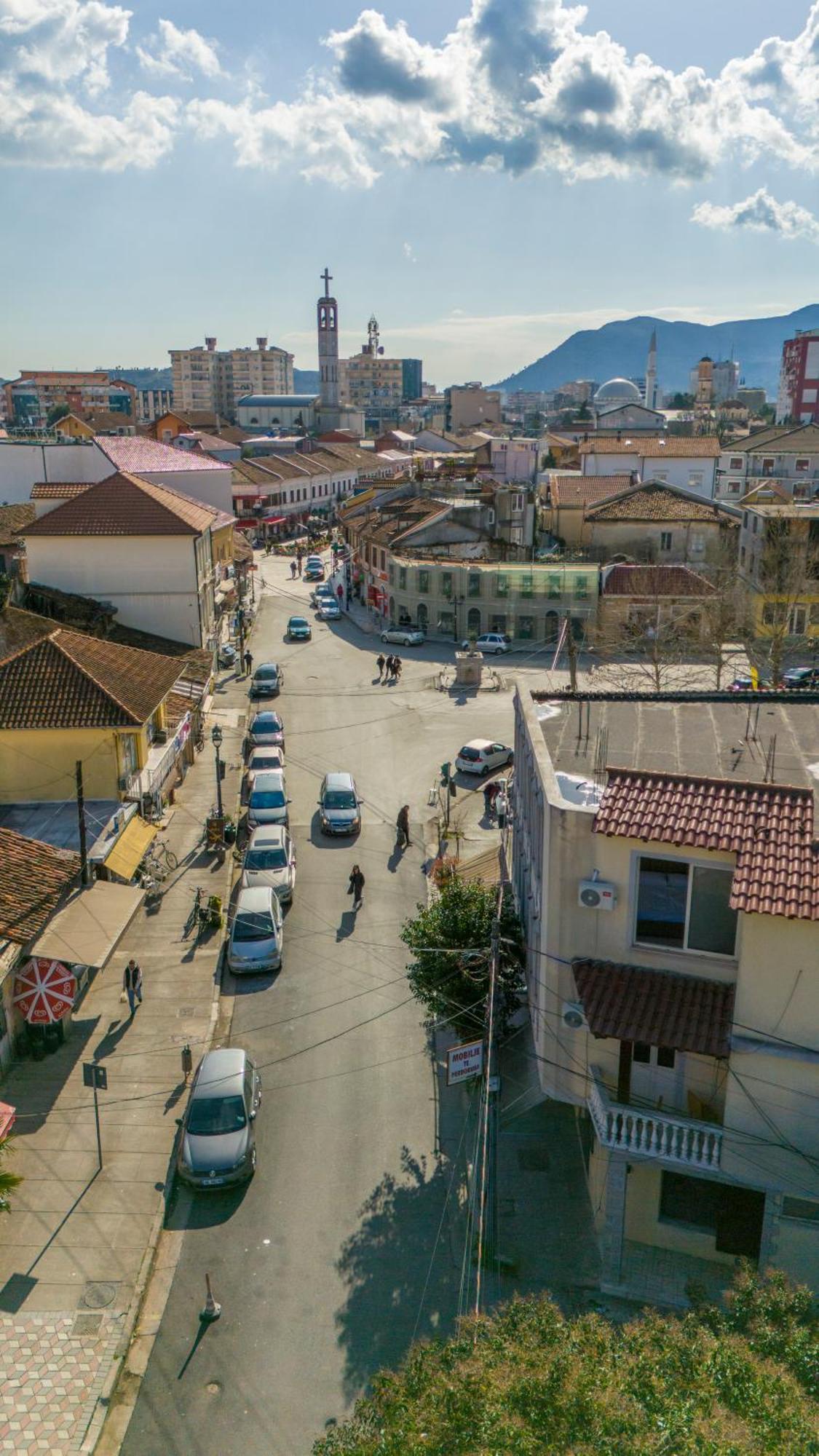 Golden Sleep Hostel Shkodër Екстериор снимка