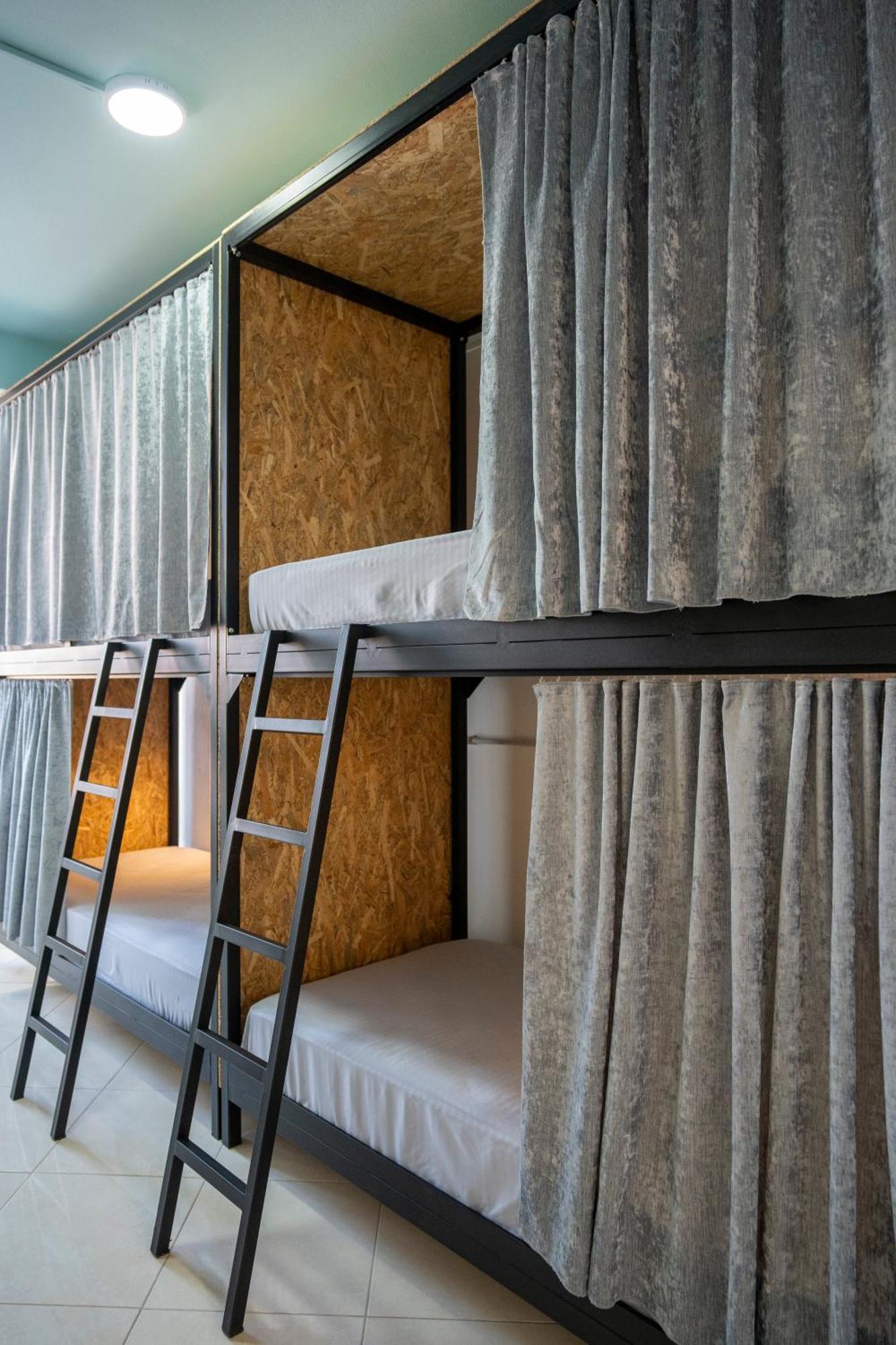 Golden Sleep Hostel Shkodër Екстериор снимка